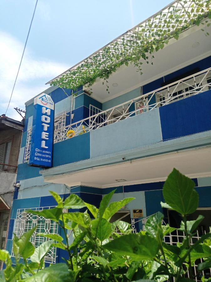 Casa Hotel Manco Mora Medellín Eksteriør bilde