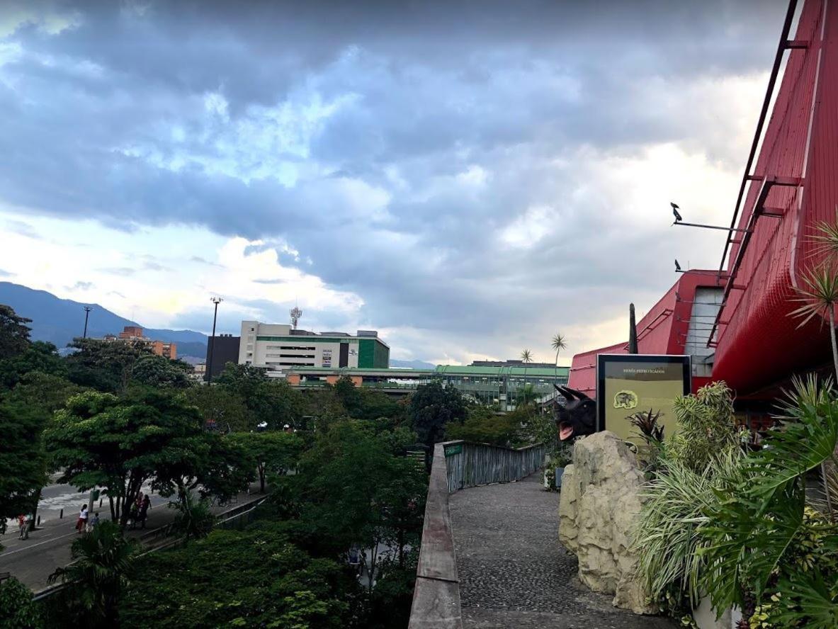 Casa Hotel Manco Mora Medellín Eksteriør bilde